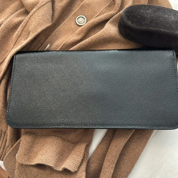 Tory Burch Clutch 10x5 - Picture 2 of 9